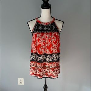 NWT. Crochet detail sleeveless top.